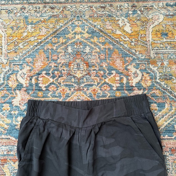 Splendid Black/Grey Lightweight Camo Pants - Picture 3 of 6